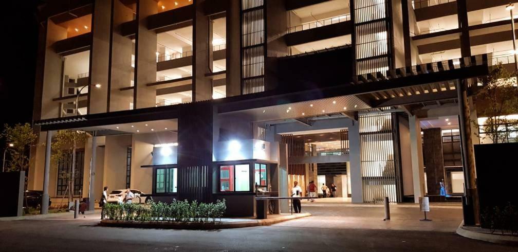 Malacca Atlantis Residence B19 5-6 Pax L 5 Mins Jonker St By Lullaby Retreats מראה חיצוני תמונה